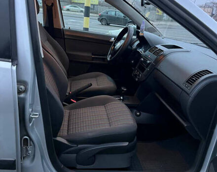 Сірий Фольксваген Поло, об'ємом двигуна 1.4 л та пробігом 113 тис. км за 5200 $, фото 58 на Automoto.ua