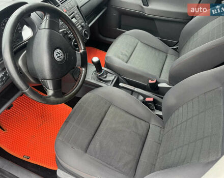 Серый Фольксваген Поло, объемом двигателя 1.42 л и пробегом 265 тыс. км за 5000 $, фото 8 на Automoto.ua