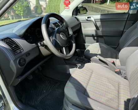 Серый Фольксваген Поло, объемом двигателя 1.39 л и пробегом 133 тыс. км за 4500 $, фото 11 на Automoto.ua