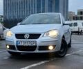 Серый Фольксваген Поло, объемом двигателя 1.2 л и пробегом 145 тыс. км за 4300 $, фото 1 на Automoto.ua