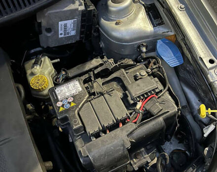 Сірий Фольксваген Поло, об'ємом двигуна 1.4 л та пробігом 113 тис. км за 5200 $, фото 46 на Automoto.ua