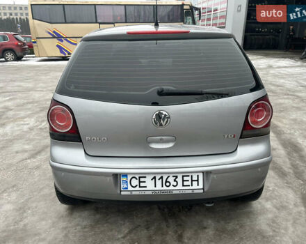 Серый Фольксваген Поло, объемом двигателя 1.42 л и пробегом 265 тыс. км за 5000 $, фото 26 на Automoto.ua