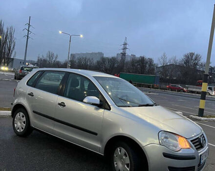 Сірий Фольксваген Поло, об'ємом двигуна 1.4 л та пробігом 113 тис. км за 5200 $, фото 5 на Automoto.ua