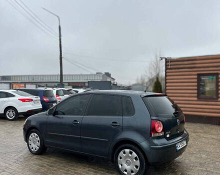 Серый Фольксваген Поло, объемом двигателя 1.57 л и пробегом 265 тыс. км за 4400 $, фото 5 на Automoto.ua