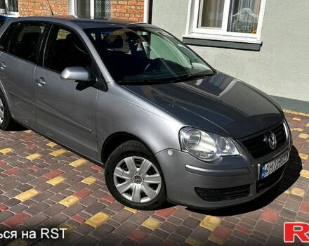 Серый Фольксваген Поло, объемом двигателя 1.4 л и пробегом 250 тыс. км за 5100 $, фото 8 на Automoto.ua