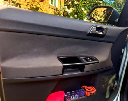 Серый Фольксваген Поло, объемом двигателя 1.4 л и пробегом 328 тыс. км за 4350 $, фото 3 на Automoto.ua