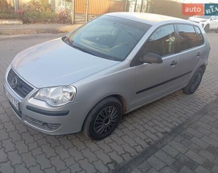 Сірий Фольксваген Поло, об'ємом двигуна 1.39 л та пробігом 215 тис. км за 4500 $, фото 3 на Automoto.ua