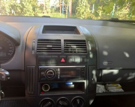 Серый Фольксваген Поло, объемом двигателя 1.4 л и пробегом 328 тыс. км за 4350 $, фото 1 на Automoto.ua