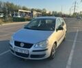 Сірий Фольксваген Поло, об'ємом двигуна 1.4 л та пробігом 121 тис. км за 5500 $, фото 1 на Automoto.ua