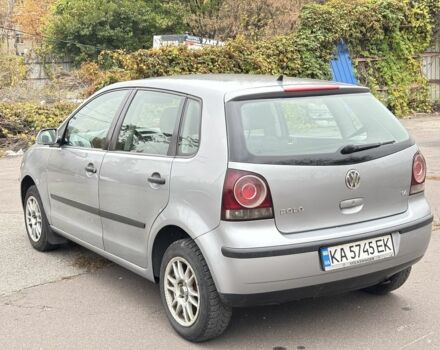 Сірий Фольксваген Поло, об'ємом двигуна 1.4 л та пробігом 276 тис. км за 5300 $, фото 6 на Automoto.ua