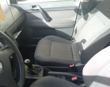 Сірий Фольксваген Поло, об'ємом двигуна 1.39 л та пробігом 271 тис. км за 3900 $, фото 6 на Automoto.ua