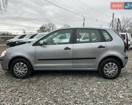 Серый Фольксваген Поло, объемом двигателя 1.4 л и пробегом 278 тыс. км за 5400 $, фото 6 на Automoto.ua