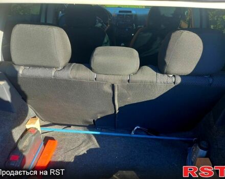 Серый Фольксваген Поло, объемом двигателя 1.4 л и пробегом 328 тыс. км за 4350 $, фото 5 на Automoto.ua