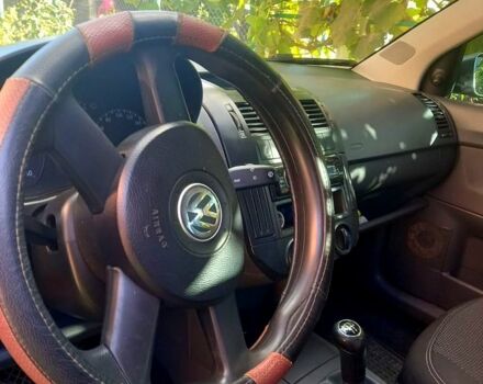 Серый Фольксваген Поло, объемом двигателя 1.4 л и пробегом 328 тыс. км за 4350 $, фото 2 на Automoto.ua