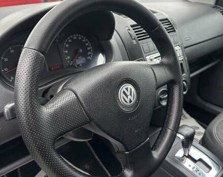 Серый Фольксваген Поло, объемом двигателя 1.4 л и пробегом 278 тыс. км за 5400 $, фото 18 на Automoto.ua