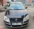 Серый Фольксваген Поло, объемом двигателя 1.4 л и пробегом 260 тыс. км за 3500 $, фото 1 на Automoto.ua