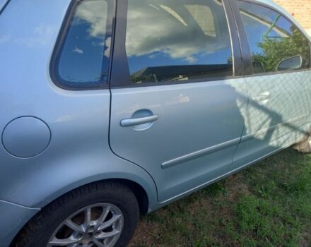 Серый Фольксваген Поло, объемом двигателя 1.4 л и пробегом 328 тыс. км за 4350 $, фото 3 на Automoto.ua