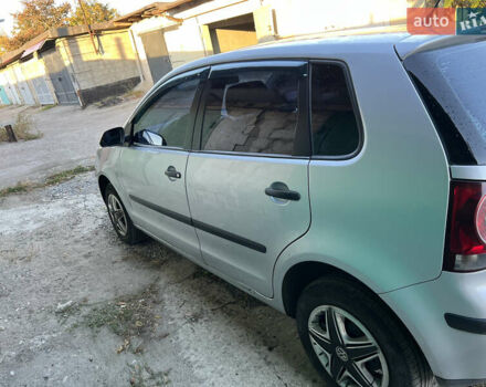 Сірий Фольксваген Поло, об'ємом двигуна 1.39 л та пробігом 137 тис. км за 4700 $, фото 7 на Automoto.ua