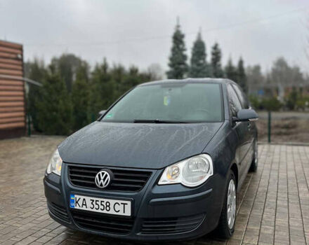 Серый Фольксваген Поло, объемом двигателя 1.57 л и пробегом 265 тыс. км за 4400 $, фото 1 на Automoto.ua