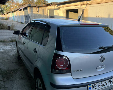 Сірий Фольксваген Поло, об'ємом двигуна 1.39 л та пробігом 137 тис. км за 4700 $, фото 6 на Automoto.ua