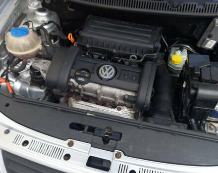 Сірий Фольксваген Поло, об'ємом двигуна 1.39 л та пробігом 271 тис. км за 3900 $, фото 9 на Automoto.ua