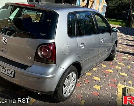 Серый Фольксваген Поло, объемом двигателя 1.4 л и пробегом 250 тыс. км за 5100 $, фото 5 на Automoto.ua