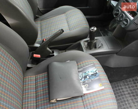 Серый Фольксваген Поло, объемом двигателя 1.4 л и пробегом 263 тыс. км за 4500 $, фото 16 на Automoto.ua