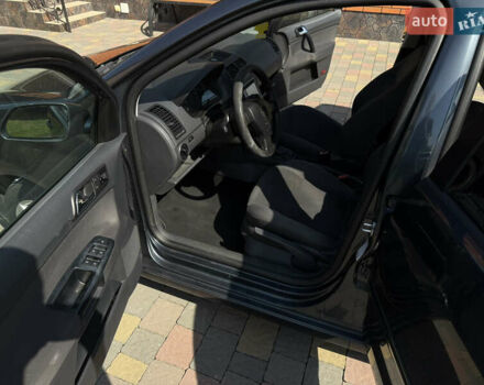 Серый Фольксваген Поло, объемом двигателя 1.4 л и пробегом 310 тыс. км за 4800 $, фото 11 на Automoto.ua