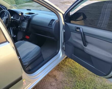 Серый Фольксваген Поло, объемом двигателя 1.2 л и пробегом 340 тыс. км за 4500 $, фото 2 на Automoto.ua