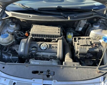 Серый Фольксваген Поло, объемом двигателя 1.4 л и пробегом 157 тыс. км за 4700 $, фото 9 на Automoto.ua