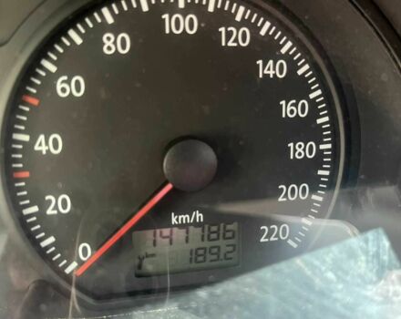 Серый Фольксваген Поло, объемом двигателя 1.4 л и пробегом 150 тыс. км за 5800 $, фото 3 на Automoto.ua