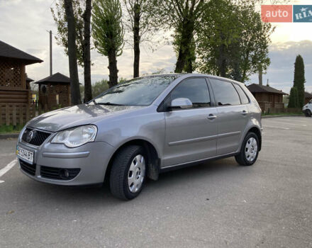 Серый Фольксваген Поло, объемом двигателя 1.39 л и пробегом 201 тыс. км за 4350 $, фото 24 на Automoto.ua