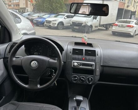Сірий Фольксваген Поло, об'ємом двигуна 1.4 л та пробігом 276 тис. км за 5300 $, фото 10 на Automoto.ua
