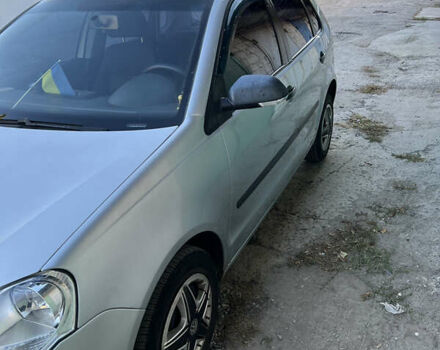 Сірий Фольксваген Поло, об'ємом двигуна 1.39 л та пробігом 137 тис. км за 4700 $, фото 8 на Automoto.ua