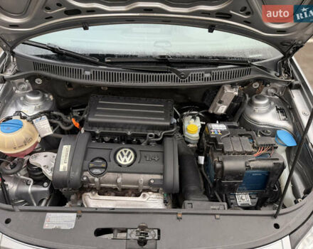Серый Фольксваген Поло, объемом двигателя 1.39 л и пробегом 153 тыс. км за 3999 $, фото 38 на Automoto.ua