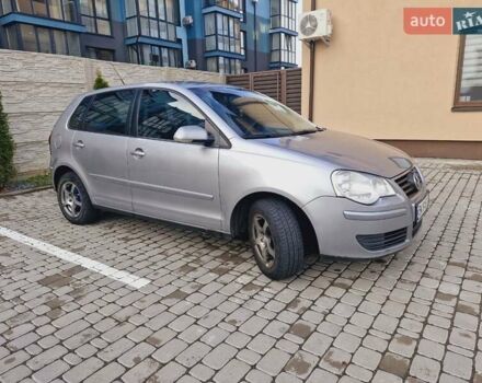 Серый Фольксваген Поло, объемом двигателя 1.4 л и пробегом 217 тыс. км за 5999 $, фото 2 на Automoto.ua