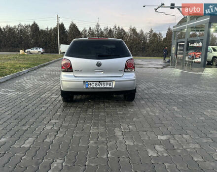 Сірий Фольксваген Поло, об'ємом двигуна 1.42 л та пробігом 223 тис. км за 4700 $, фото 6 на Automoto.ua