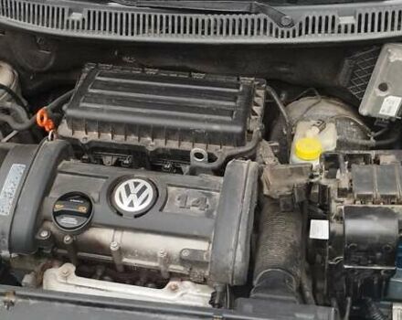 Серый Фольксваген Поло, объемом двигателя 1.4 л и пробегом 407 тыс. км за 5100 $, фото 16 на Automoto.ua