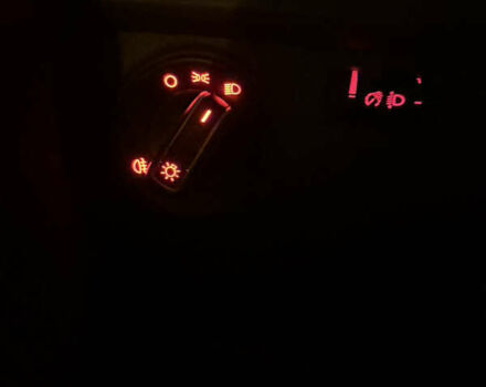 Серый Фольксваген Поло, объемом двигателя 1.39 л и пробегом 153 тыс. км за 3999 $, фото 39 на Automoto.ua