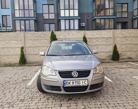 Серый Фольксваген Поло, объемом двигателя 1.4 л и пробегом 217 тыс. км за 5999 $, фото 4 на Automoto.ua