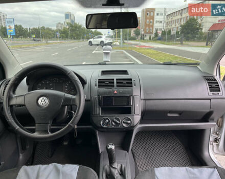 Сірий Фольксваген Поло, об'ємом двигуна 1.4 л та пробігом 193 тис. км за 5500 $, фото 12 на Automoto.ua