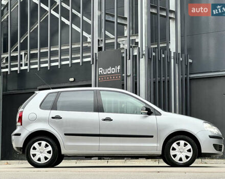 Серый Фольксваген Поло, объемом двигателя 1.4 л и пробегом 192 тыс. км за 5900 $, фото 4 на Automoto.ua