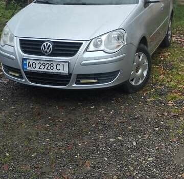 Серый Фольксваген Поло, объемом двигателя 1.4 л и пробегом 407 тыс. км за 5100 $, фото 14 на Automoto.ua