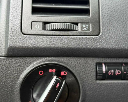 Серый Фольксваген Поло, объемом двигателя 1.39 л и пробегом 153 тыс. км за 3999 $, фото 16 на Automoto.ua