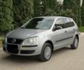 Сірий Фольксваген Поло, об'ємом двигуна 1.4 л та пробігом 170 тис. км за 5600 $, фото 1 на Automoto.ua