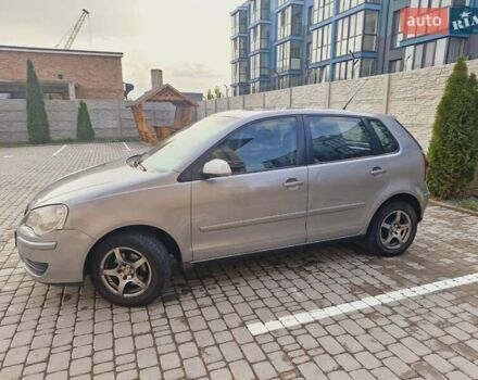 Серый Фольксваген Поло, объемом двигателя 1.4 л и пробегом 217 тыс. км за 5999 $, фото 1 на Automoto.ua