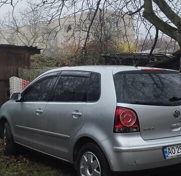 Серый Фольксваген Поло, объемом двигателя 1.4 л и пробегом 407 тыс. км за 5100 $, фото 15 на Automoto.ua