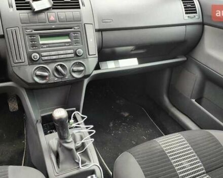 Серый Фольксваген Поло, объемом двигателя 1.2 л и пробегом 246 тыс. км за 4590 $, фото 1 на Automoto.ua