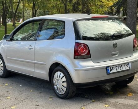 Серый Фольксваген Поло, объемом двигателя 1.2 л и пробегом 209 тыс. км за 3250 $, фото 5 на Automoto.ua