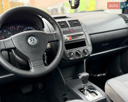 Серый Фольксваген Поло, объемом двигателя 1.39 л и пробегом 153 тыс. км за 3999 $, фото 14 на Automoto.ua
